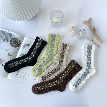 Осенне-зимние Новые Женские носки средней длины в стиле ретро, Носки с объемным рельефным рисунком, Студенческие носки, Корейские носки